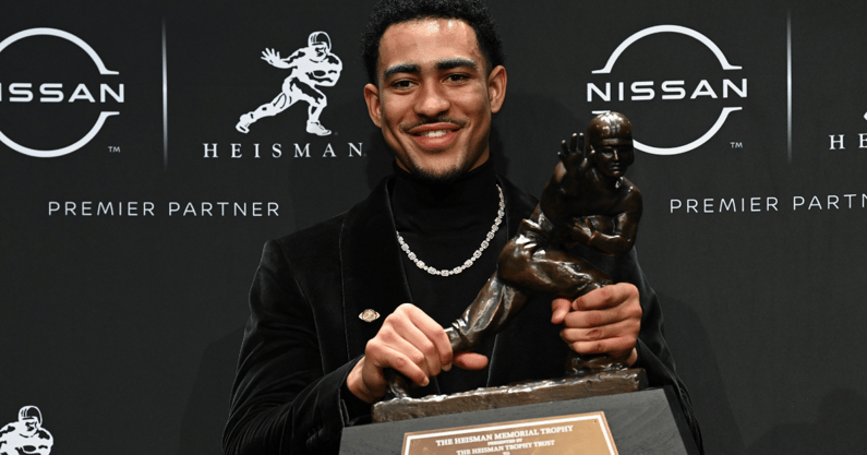 photo-gallery-bryce-young-wins-heisman-trophy