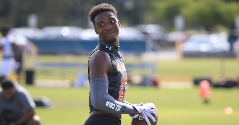 armani-winfield-commits-to-texas-longhorns-college-football-recruiting