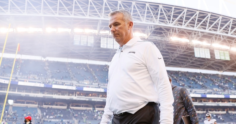urban-meyer-explains-awkward-postgame-encounter-mike-vrabel-ohio-state-tennessee-titans-jacksonville