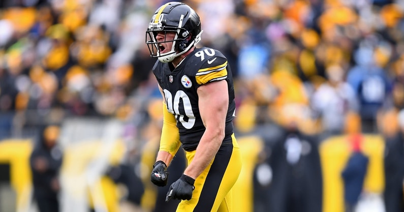 Pittsburgh Steelers linebacker T.J. Watt (90) warms up before an