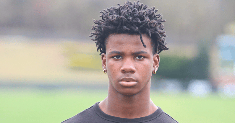 south-carolina-earns-high-praise-from-2024-cb-zion-ferguson