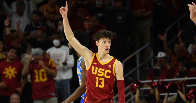USC Trojan's G/F Drew Peterson led the team with 23 points & 10 rebounds as the Trojans win on the road in Corvallis.