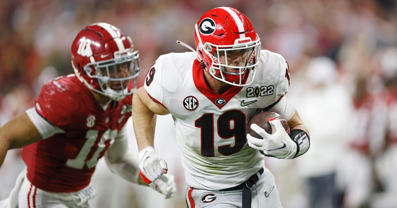 Georgia tight end Brock Bowers to miss time following shoulder surgery - On3