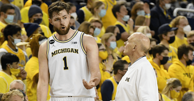 Michigan coach Phil Martelli and big man Hunter Dickinson