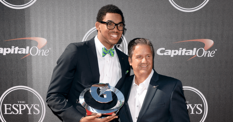 karl-anthony-towns-throws-fun-shade-john-calipari-following-60-piece