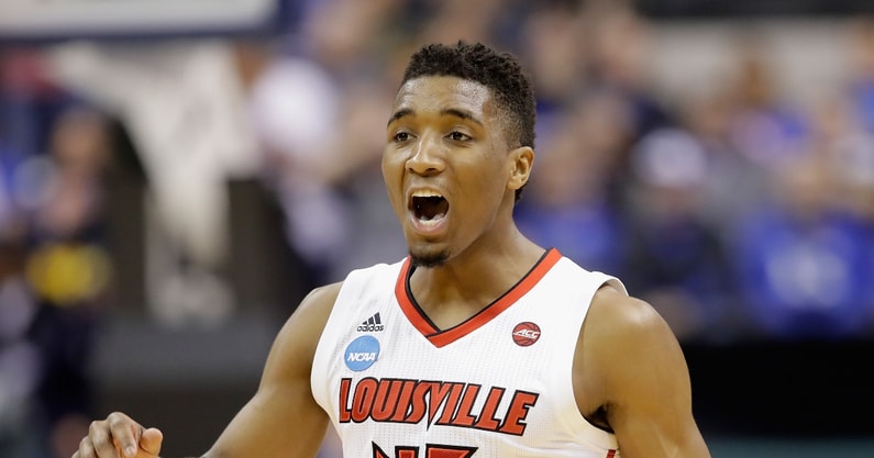 LOOK: Donovan Mitchell reacts to Kentucky's stunning loss to Saint Peter's  - On3