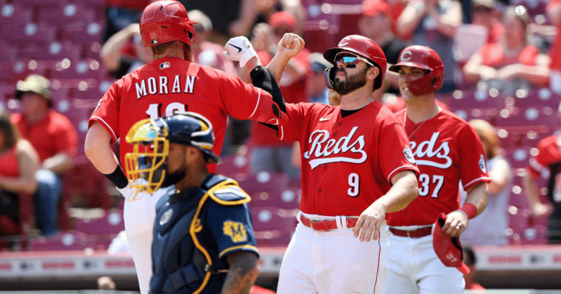 Cincinnati Reds rally for 11th straight win