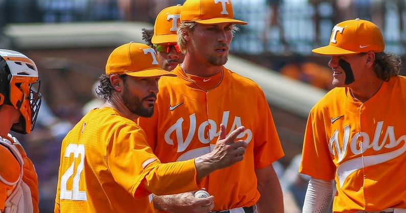 Tennessee HC Tony Vitello Previews LSU Series, Recaps Midweek Win Over UNC  Asheville 