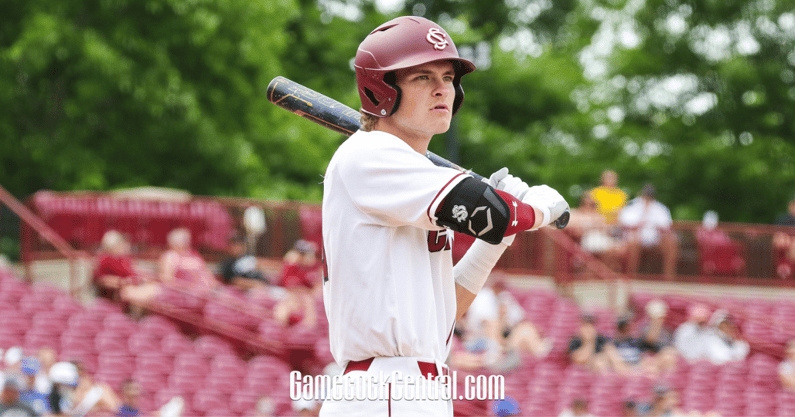 South Carolina outfielder Carson Hornung during a game in 2022