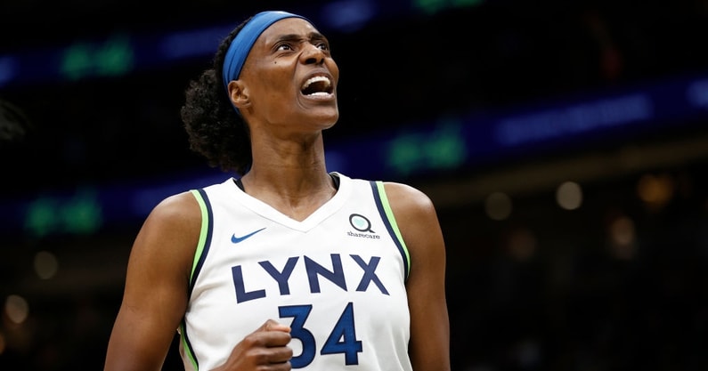 Miami's Sylvia Fowles becomes WNBA's leader in career rebounds