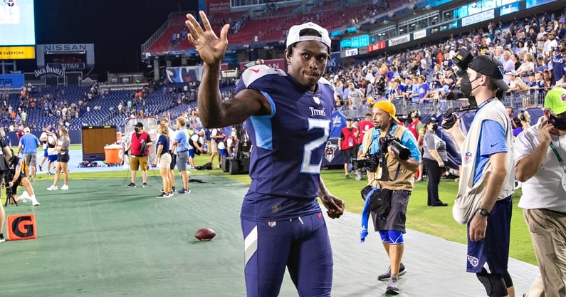 julio-jones-shares-story-of tom-brady-recruitment-to-tampa-bay-buccaneers 