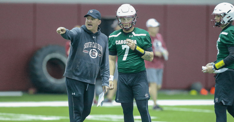 south-caroling-quarterback-spencer-rattler-does-not-have-to-be-superman-jd-pickell