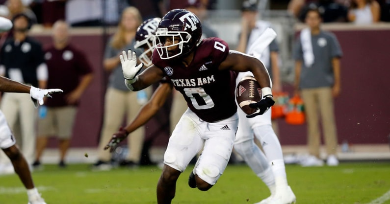 Ainias Smith explains how Texas A&M stayed locked in during Week 1 weather  delay - On3