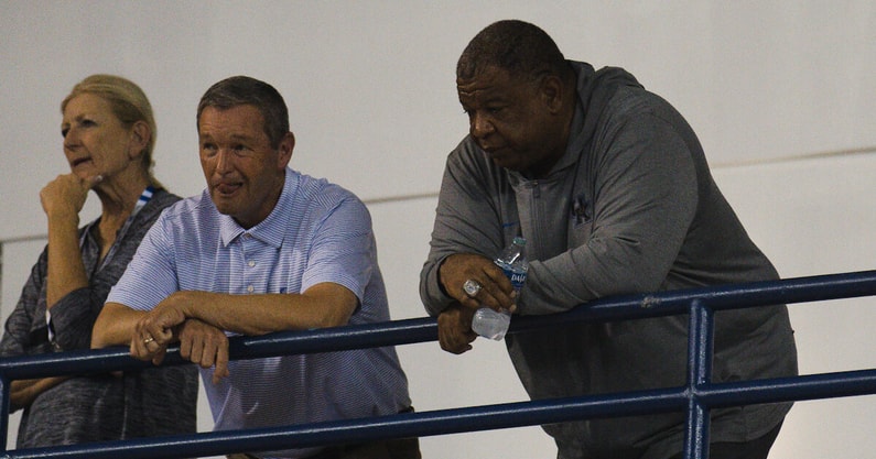 Vince Marrow, Mitch Barnhart
