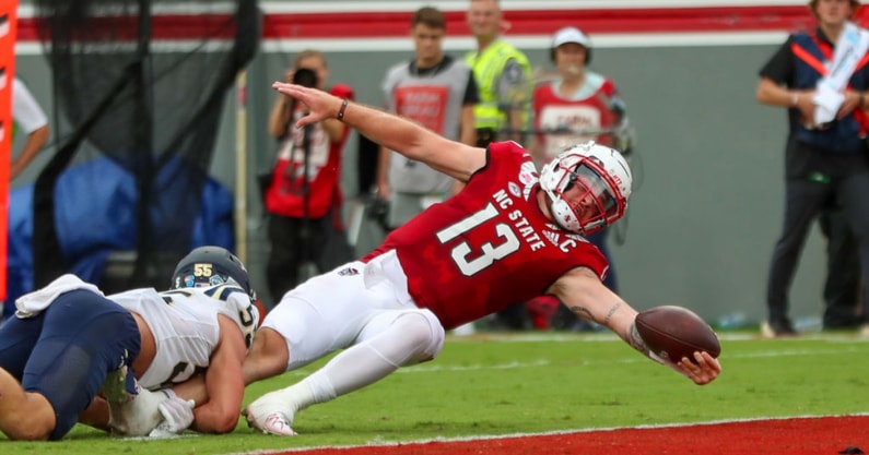 Look good, play good: Rating every NC State football uniform of