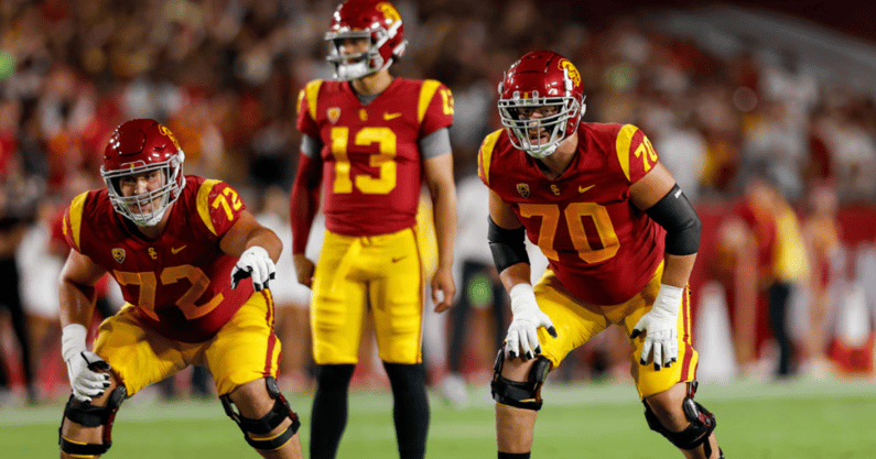 USC Trojans offensive lineman Bobby Haskins (70) and USC Trojans offensive lineman Andrew Vorhees (72) look to protect the Quarterback during a college football game between the Fresno State Bulldogs and the USC Trojans on September 17, 2022, at the Los A