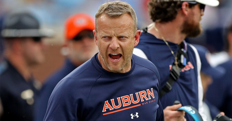 auburn-ole-miss-game-bryan-harsin-tigers-must-run-ball-add-tempo-second-half-rebels