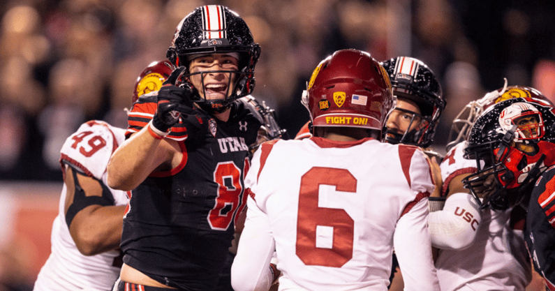 Dalton Kincaid #86 of the Utah Utes reacts after teammate Cameron Rising scored a touchdown against the USC Trojans during the second half of their game October 15, 2022 Rice-Eccles Stadium in Salt Lake City Utah. (Photo by Chris Gardner/ Getty Images)