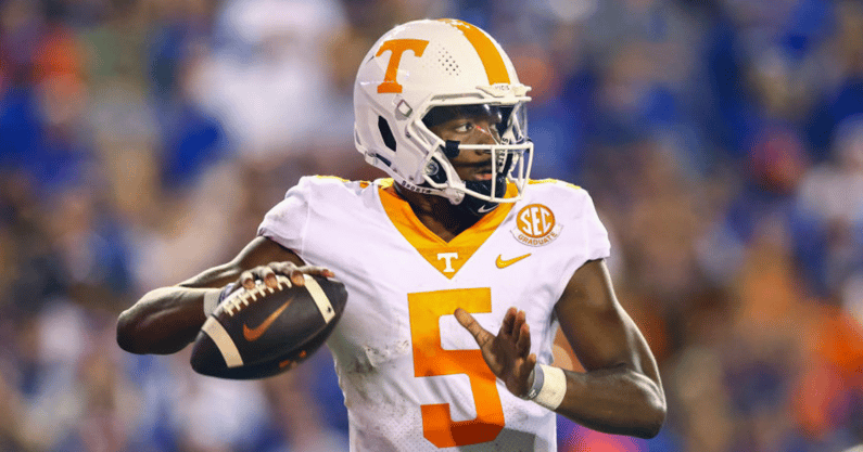 Tennessee QB Hendon Hooker done for season with knee injury