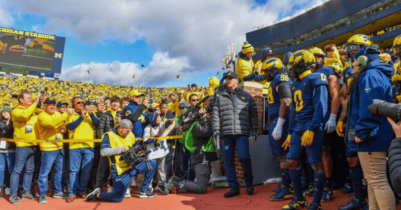 Michigan football Jim Harbaugh tunnel