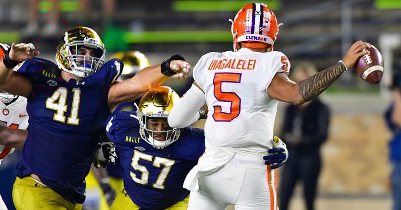 dj-uiagalelei-notre-dame-fighting-irish-were-second-start-for-cu-quarterback-in-2020-trevor-lawrence-out-covid-19