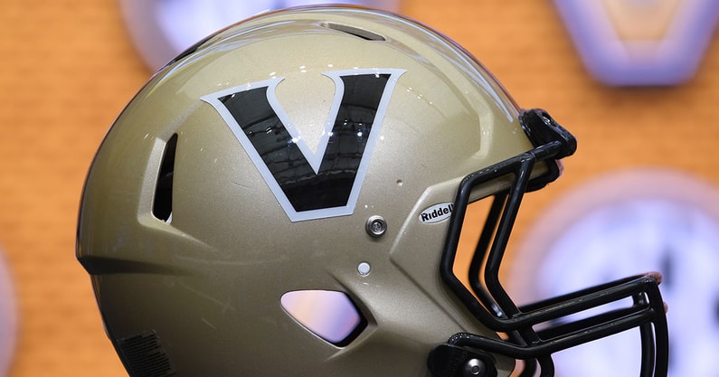 Vanderbilt Helmet