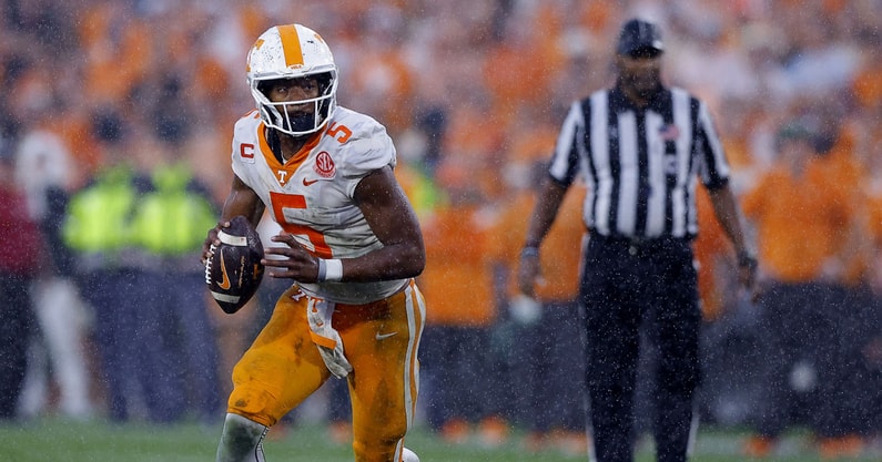 Tennessee QB Hendon Hooker, a Heisman contender, done for season