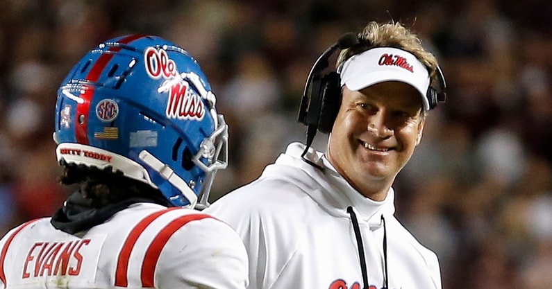 lane-kiffin-posts-picture-nick-saban-book-secrets-of-leadership-trolling-goat-fuel-before-alabama-ole-miss-game