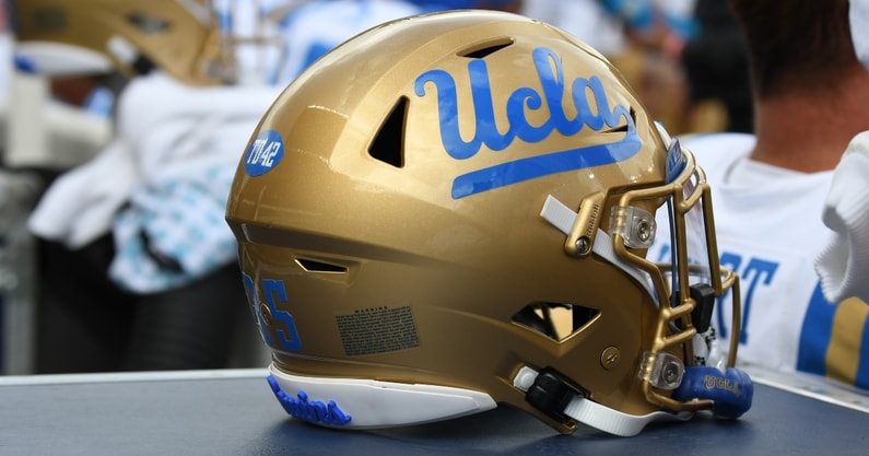 Report: UCLA players Zach Charbonnet, Keegan Jones dressed in