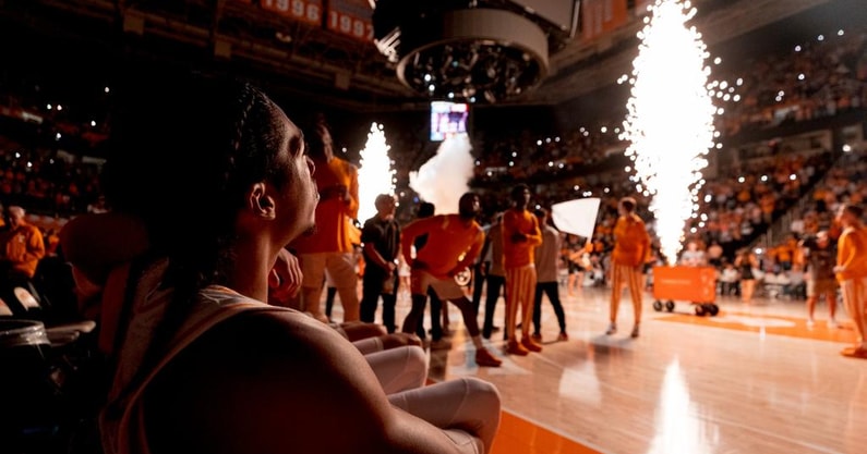 Zakai Zeigler looks on during pregame introductions at Thompson-Boling Arena (Tennessee Athletics)