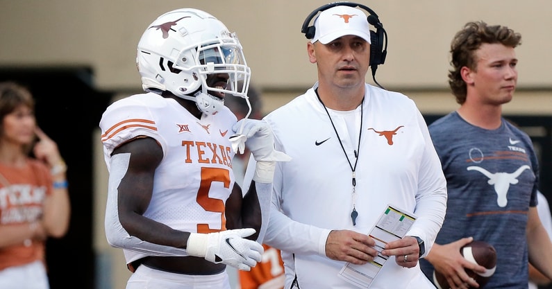 texas-head-coach-steve-sarkisian-gives-injury-update-on-dshawn-jamison