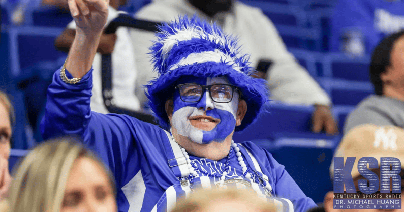 Kentucky basketball fan rupp arena
