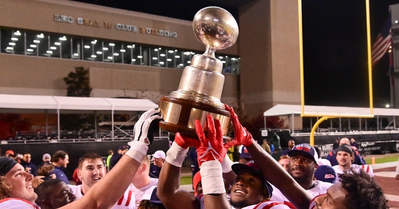 Egg Bowl