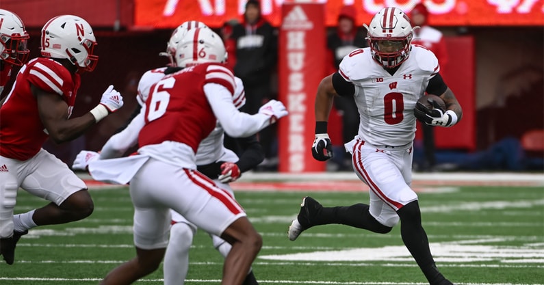 braelon-allen-injury-shoulder-highly-unlikely-to-play-vs-minnesota-golden-gophers-regular-season-finale