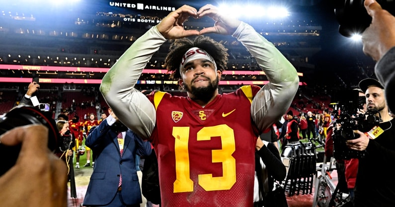 usc-quarterback-caleb-williams-reveals-why-he-struck-heisman-pose-after-scoring-versus-notre-dame