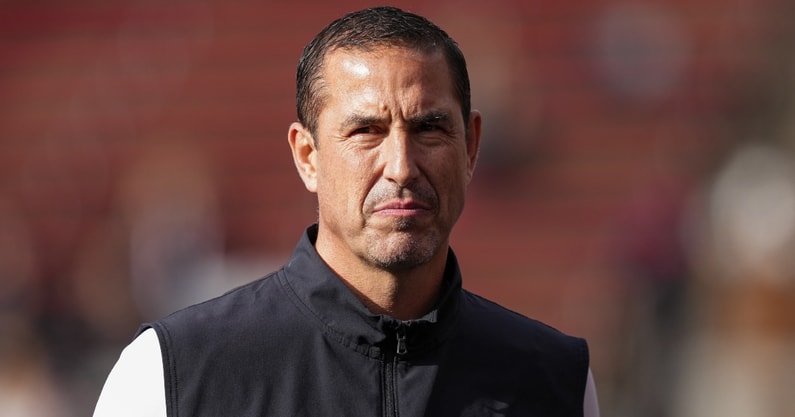 WATCH: Newly hired Wisconsin head football coach Luke Fickell lands in  Madison - On3