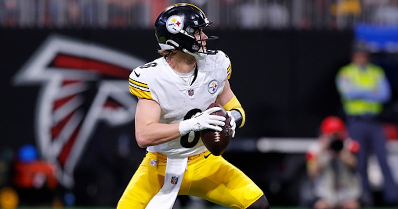 Steelers rookie QB Kenny Pickett to start vs. Raiders