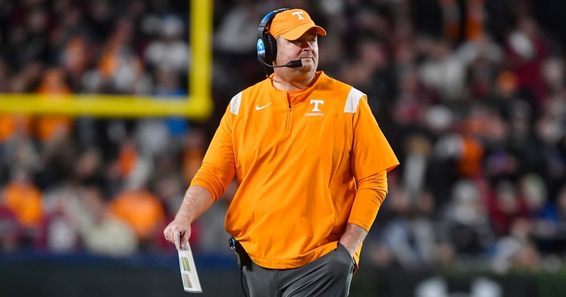 tennessee-head-coach-josh-heupel-shares-benefit-of-practice-for-nico-iamaleava-other-freshmen