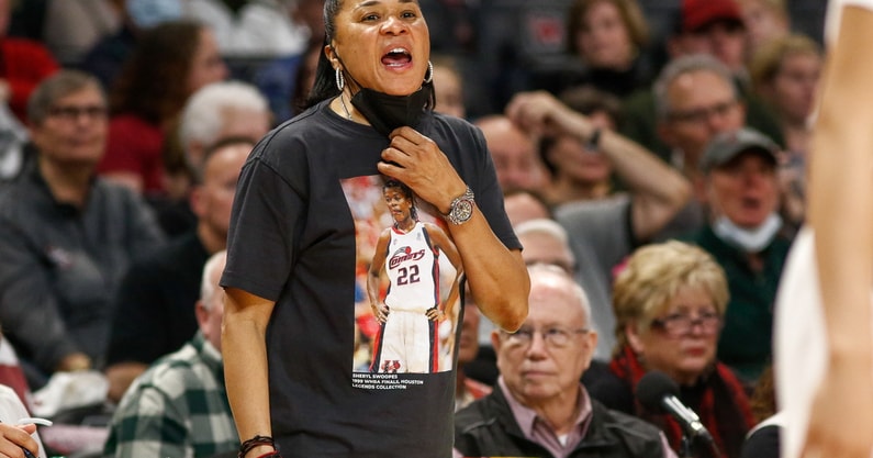 dawn-staley_52610159768_o - South Carolina men's basketball - January 5 2023 - Credit Chris Gillespie Gamecock Central