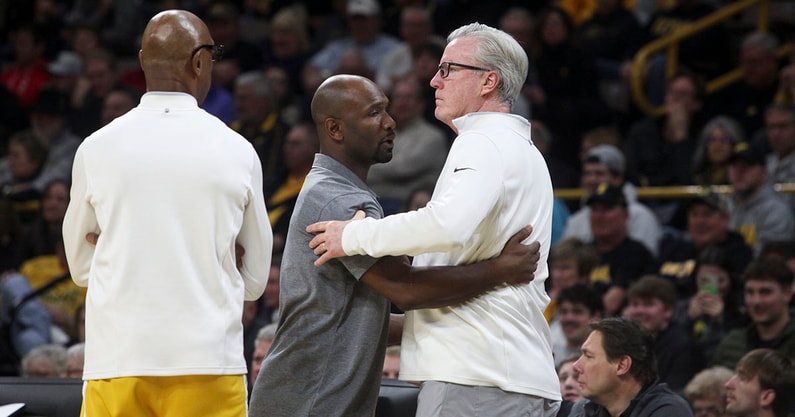 Iowa HC Fran McCaffery vs Wisconsin