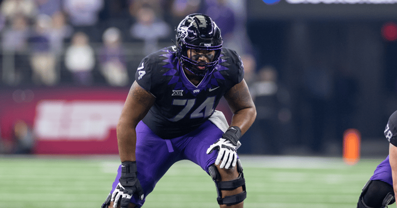 tcu-offensive-lineman-andrew-coker-heads-to-locker-room-after-injury