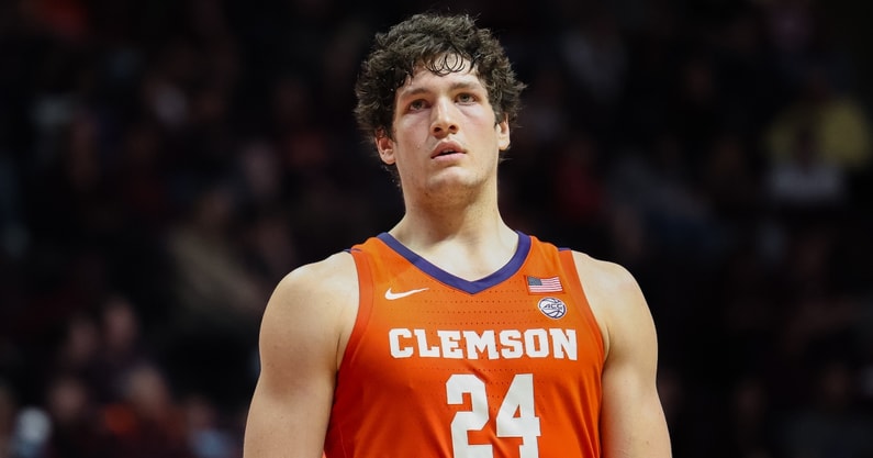 center-pj-hall-provides-health-and-injury-improvement-update-clemson-basketball