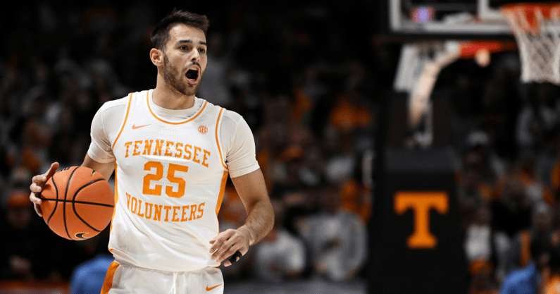 rick-barnes-updates-health-status-of-santiago-vescovi-tyreke-key-after-missing-game-vs-mississippi-s