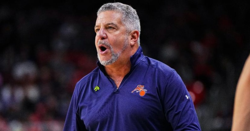Auburn HC Bruce Pearl