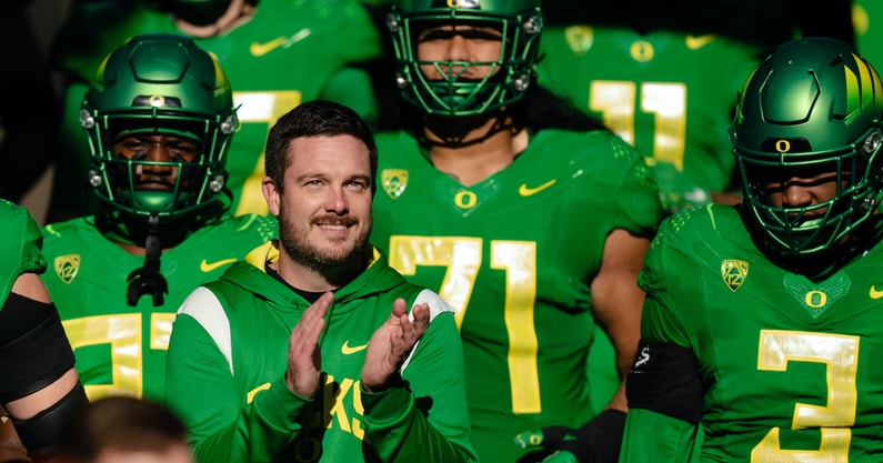 oregon-is-expecting-to-add-more-newcomers-when-spring-ball-resumes-in-april-according-to-dan-lanning