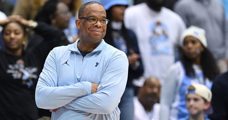 north-carolina-head-coach-hubert-davis-explains-final-possesion-versus-pittsburgh