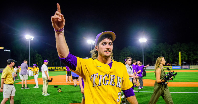 LSU's Dylan Crews Drops Familiar Ring Celebration After Championship Win