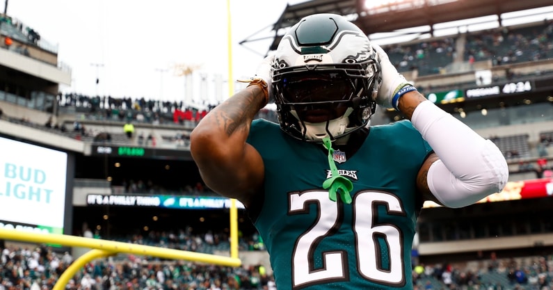 2023 NFL free agency: Panthers sign former Eagles RB Miles Sanders