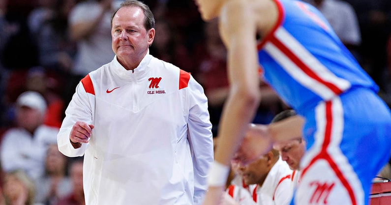 Ole Miss v Arkansas