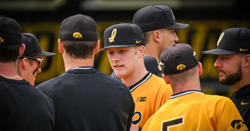 hawkeyes-shutout-sam-houston-state